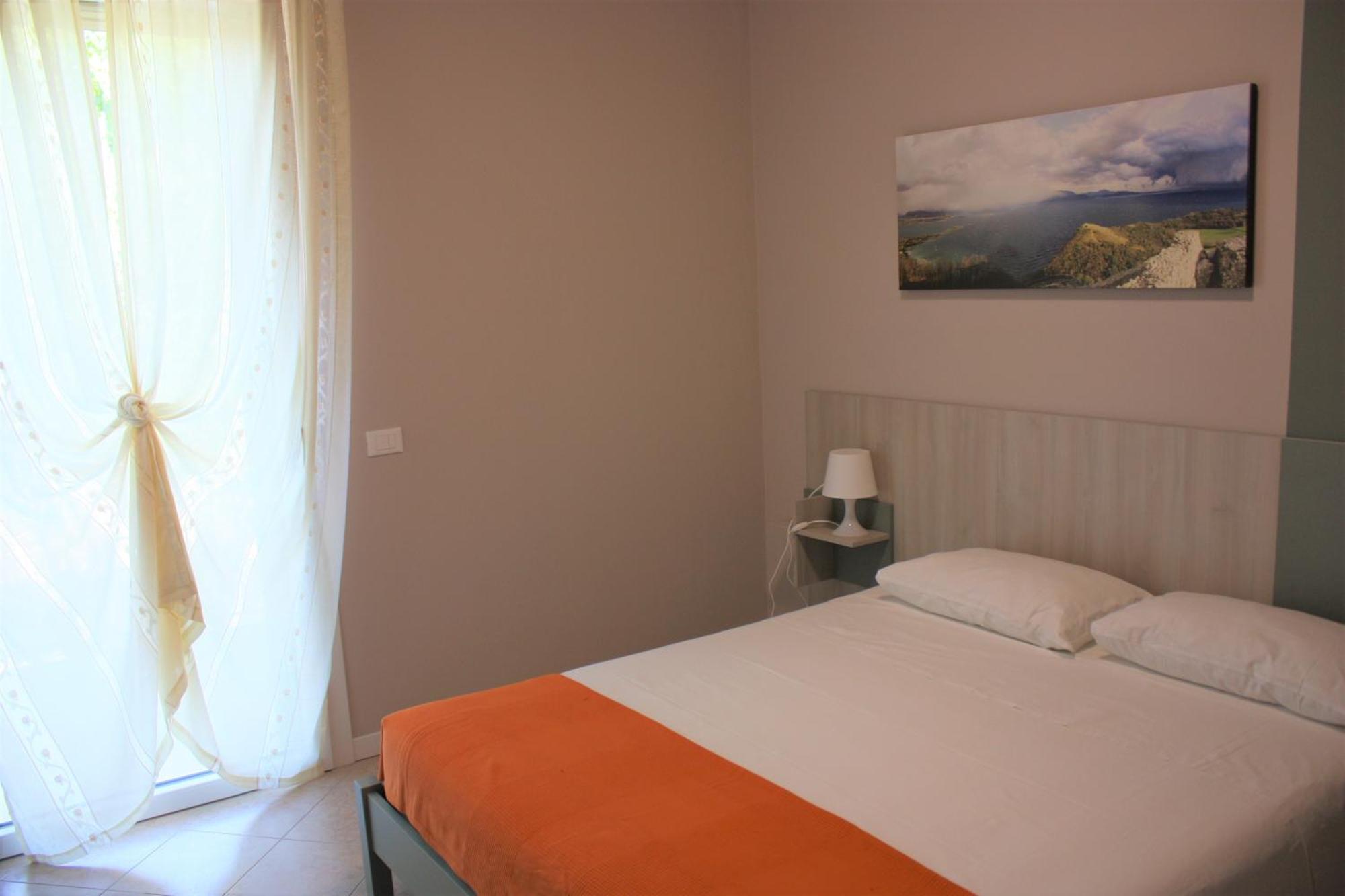 Villa Molino Moniga del Garda Pokoj fotografie